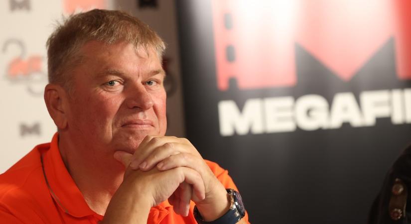 Durvul a színházi botrány: Kálomista Gábor szerint teherbe ejthettek fiatal színésznőket