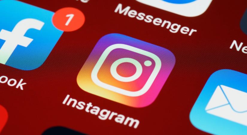 Szerverhiba vagy kibertámadás? Ez állhat a Facebook, Messenger és Instagram pénteki leállása mögött