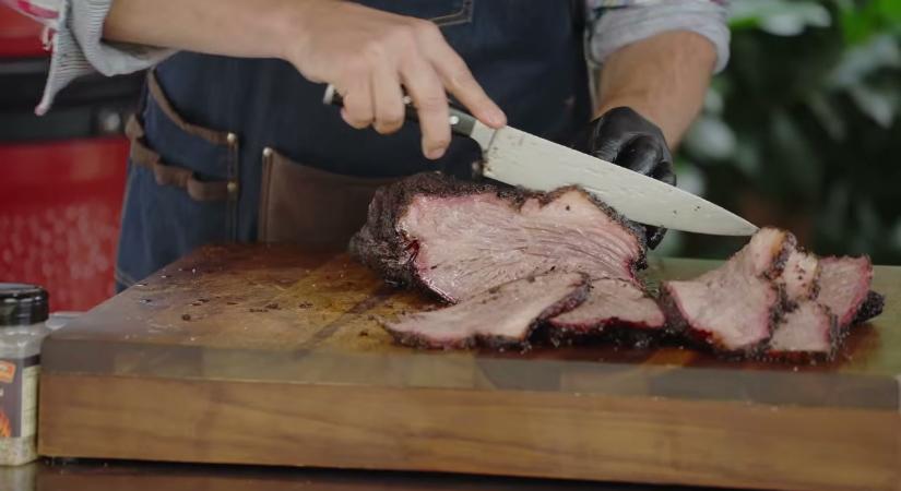 24 órás kamado marhaszegy (brisket) – trimmelés és csomagolás nélkül