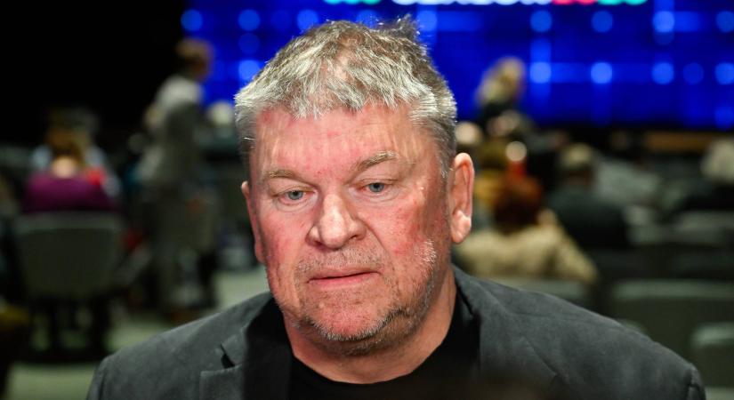 Kálomista Gábor állítja: tanárok ejtettek teherbe színinövendékeket