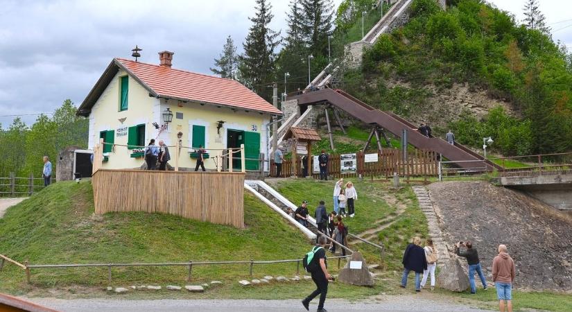 Közösségi összefogással szerveznek erdélyi utat a sirokiaknak