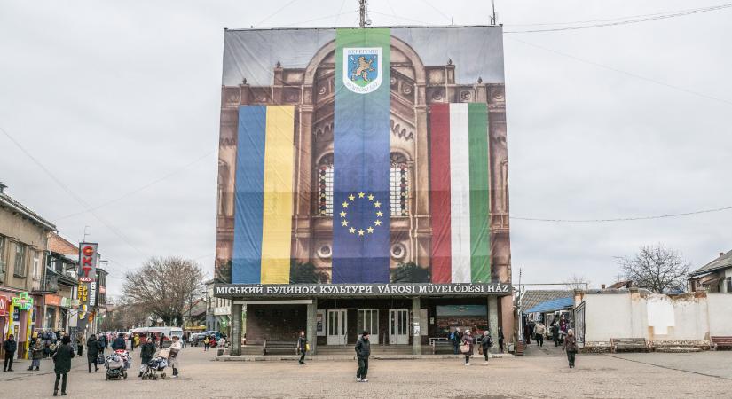 Hivatalos a megállapodás Ukrajnával a magyar kisebbségi jogokról