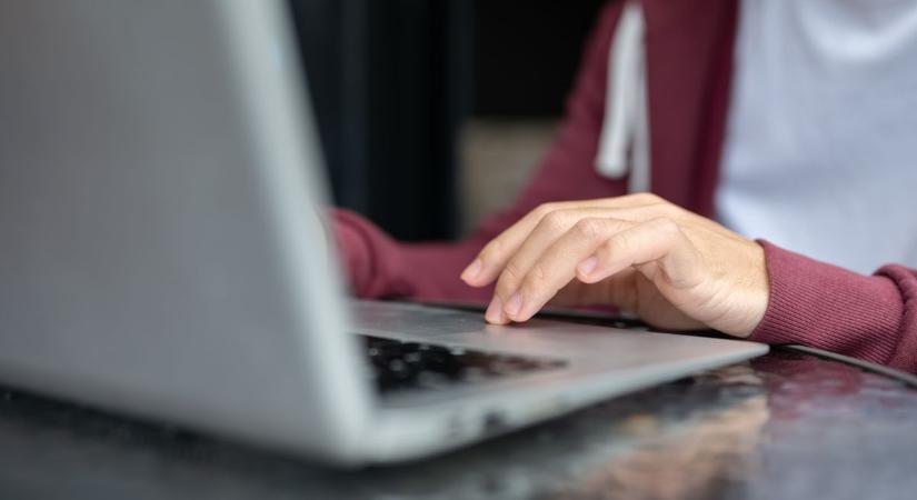 Alapjaiban változtatja meg a szerkesztőségek működését a mesterséges intelligencia