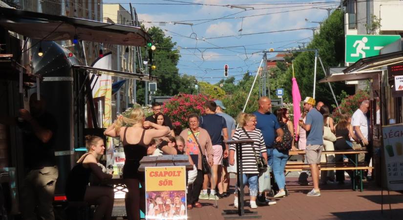 Három nap, 80-féle sör és koncertek: elrajtolt a vásárhelyi sörfesztivál