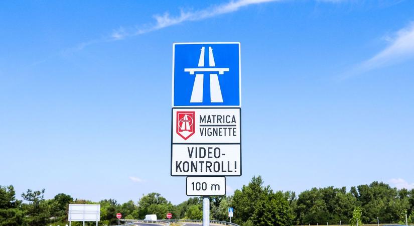 Sok autós nem tudja: eddig mehet el a vármegyei matricával büntetés nélkül