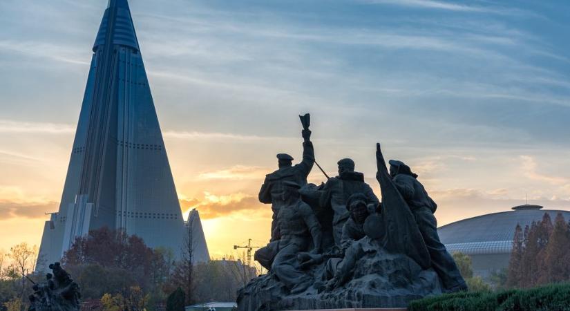 Sosem fejezték be Észak-Korea luxusszállodáját: minden eltörpül a rejtélyes Ryugyong Hotel mellett