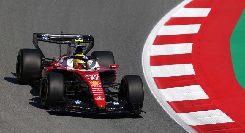 Hamilton szokatlan tendenciára lett figyelmes a nehéz barcelonai edzésnap után