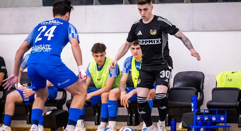 Nagy veréssel úszott el a DEAC férfi futsalosainak bronzálma