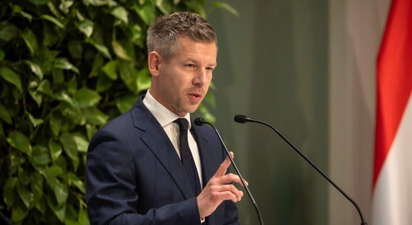 Most jelent meg a közlönyben: Magyar Péter kirúgott négy nemzetbiztonsági vezetőt