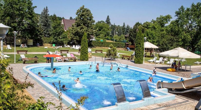 Vár a nyár: szombaton megnyit Sopronban a Lőver Strand