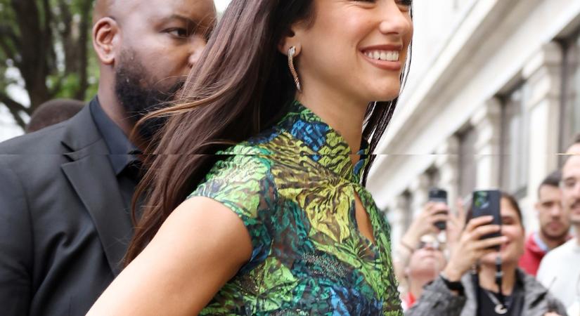Dua Lipa nem hagyományos menyasszony volt: ikonikus nőről mintázta esküvői szettjét