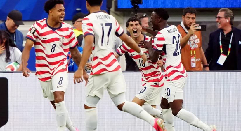 Öngól indította be az amerikai hengert, lemosták a pályáról Paraguayt