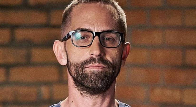 A magyar énekes füzetben vezette, kikkel feküdt le: képeket is tartogatott a nőkről