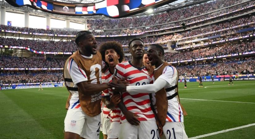 Egy félidőnyi jó játék is elég volt, az Egyesült Államok kiütötte Paraguayt a foci-vb-n