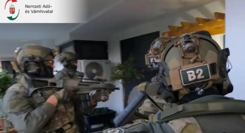 Hollywood megirigyelné a videót, amin letarolnak egy komplett balatoni bűnszervezetet