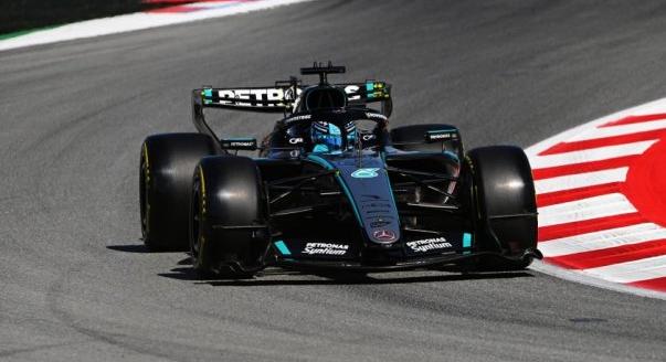 Russell optimista a pénteki nap után