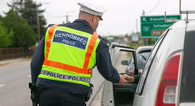 Újabb ROADPOL-akciót tartanak a rendőrök: mutatjuk, mit ellenőriznek