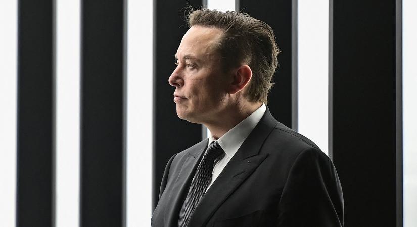 Elon Musk lett a világ első billiomosa, miután a SpaceX történelmi nyitást produkált a tőzsdepiacon