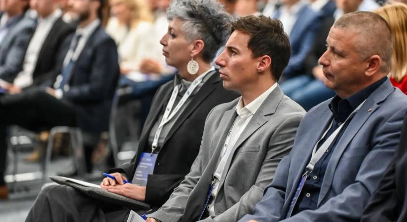 Bódis Krisztát, Rost Andreát és Radnai Márkot is kormánybiztossá nevezték ki