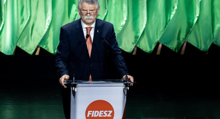 Kövér a Tiszát a posztkommunista baloldal örökösének nevezte
