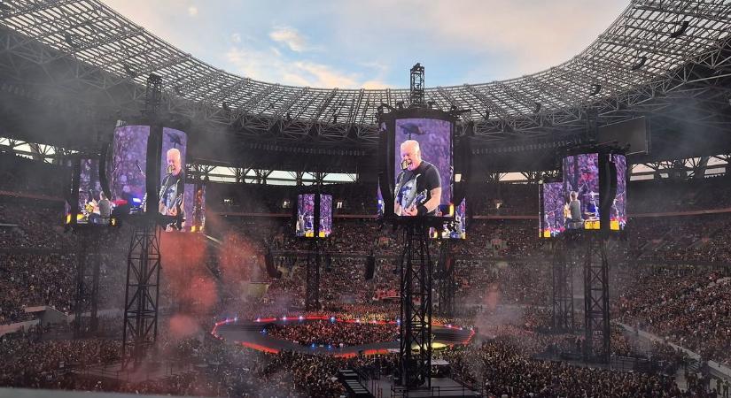 Úgy őrjöngött a közönség a Metallica koncertjén, mintha kijutottunk volna a foci-vb-re, és még gólt is rúgunk