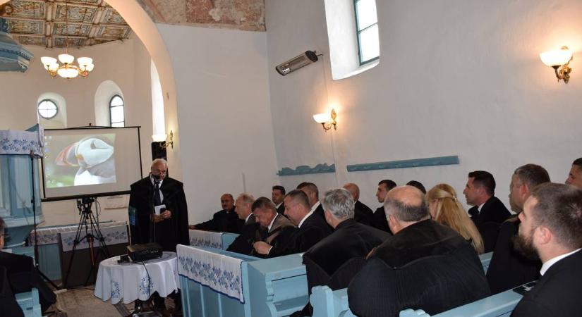 Világimanap Ukrajnáért, a békéért - Hitvallás Isten hatalma és az ima ereje mellett