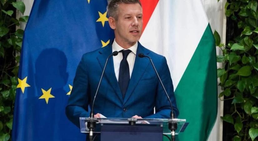 Magyar Péter: Az Orbán-kormány ötmilliárd közpénzt szánt a titkos vitnyédi menekülttáborra