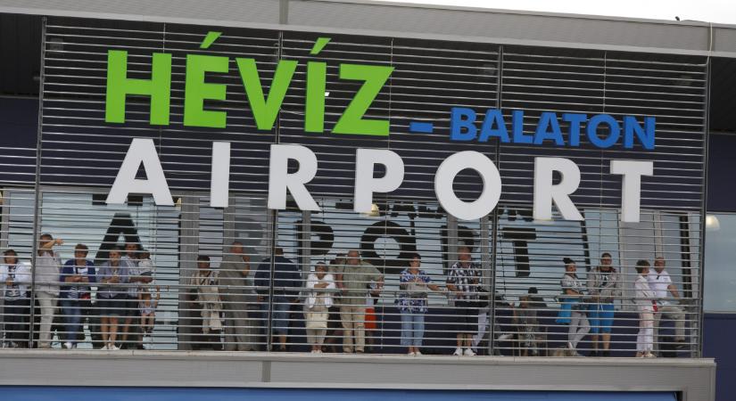 A Balatontól Antalyába - elindult az első charter járat