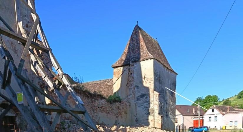 Falomlás történt egy középkori erdélyi erődtemplomban