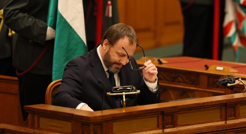 Hat hónapra tervezték, majdnem öt év lett belőle - Mennyivel nőhetnek a törlesztők a kamatstop után?