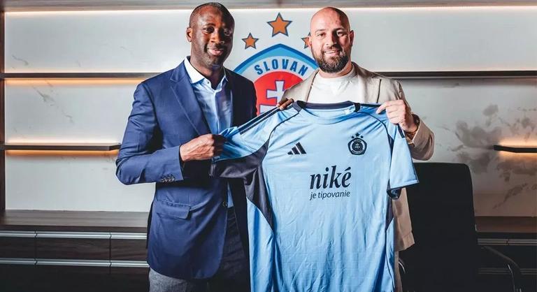 Robbie Keane helyett a Barcelona és a Manchester City korábbi játékosa lett a Slovan vezetőedzője