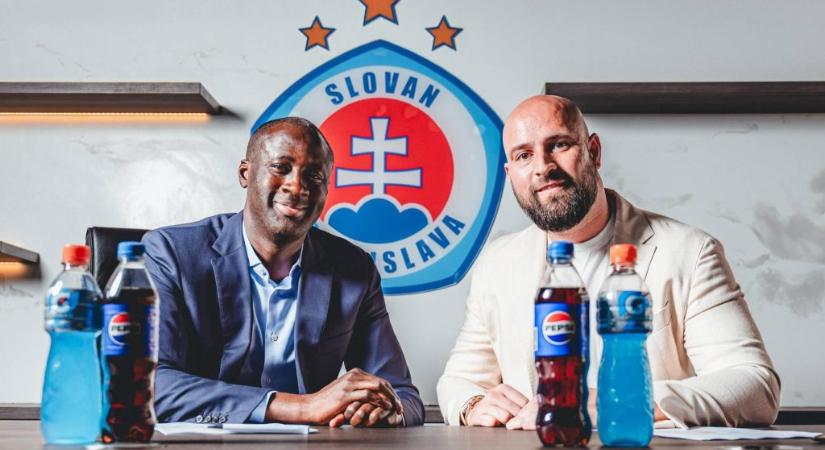 Egykori ManCity- és Barca-klasszis fogott a Slovan Bratislava