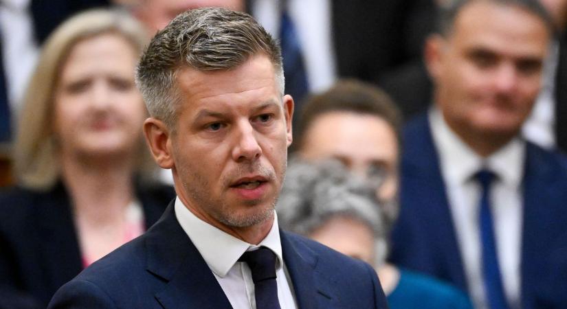 A jelenlegi kormánypárt politikai stílusa több tekintetben is aggodalomra ad okot