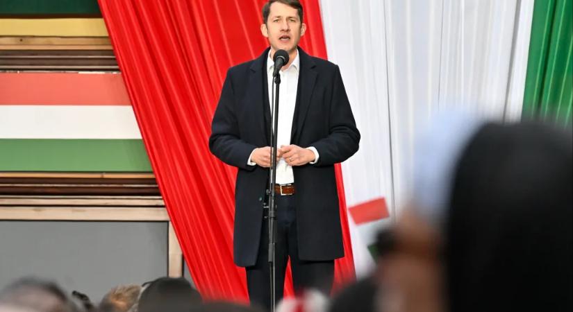 A vajdasági magyar nyelvű médiumok nyolc év alatt 7 milliárd forint közpénzt kaptak az Orbán-kormányoktól