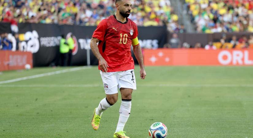 Újabb vb-résztvevő került bajba: a FIFA az utolsó pillanatban módosíttatta a mezüket