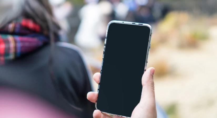 Lehalt a Facebook, Messenger, Instagram: nem lehet üzenetet küldeni, összeomlottak a Meta szolgáltatásai