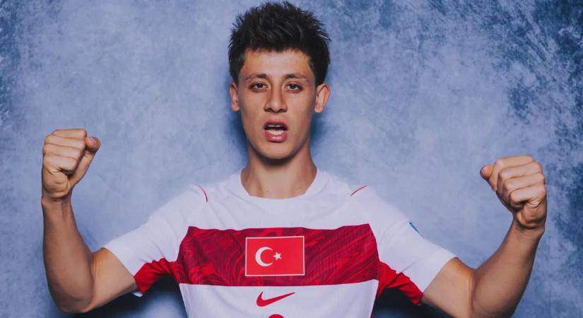 Arda Güler és isztambuli klubok játékosai a török támadósorban az ausztrálok ellen – kezdőcsapatok