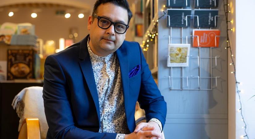 „Be volt pakolva a bőröndöm, hogy ha újra a Fidesz nyer, elhagyom az országot” – Tzumo Árpád jazz-zenész a kultúraváltásról