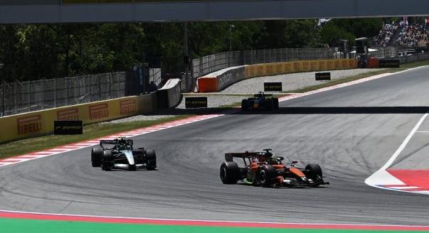 „Legalább két kiállás” várható a barcelonai F1-es futamon?