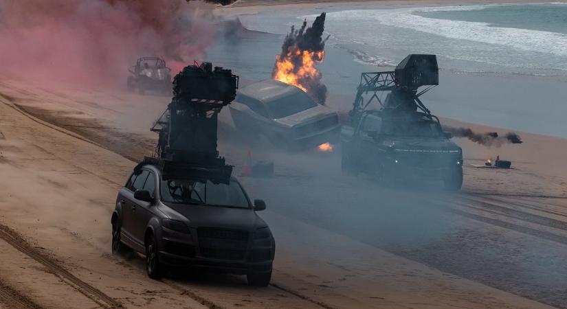 Mától az HBO Maxon: A 2024-es év egyik legszórakoztatóbb, sztárparádéval készült mozis bukása megérkezett a platformra