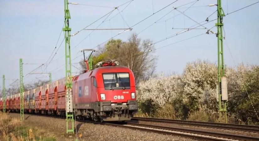 Halálos vonatgázolás Tápiógyörgyénél, fennakadások a vasútvonalon