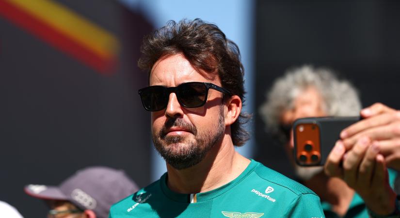 Büntetik Alonsót a barcelonai F1-futam előtt