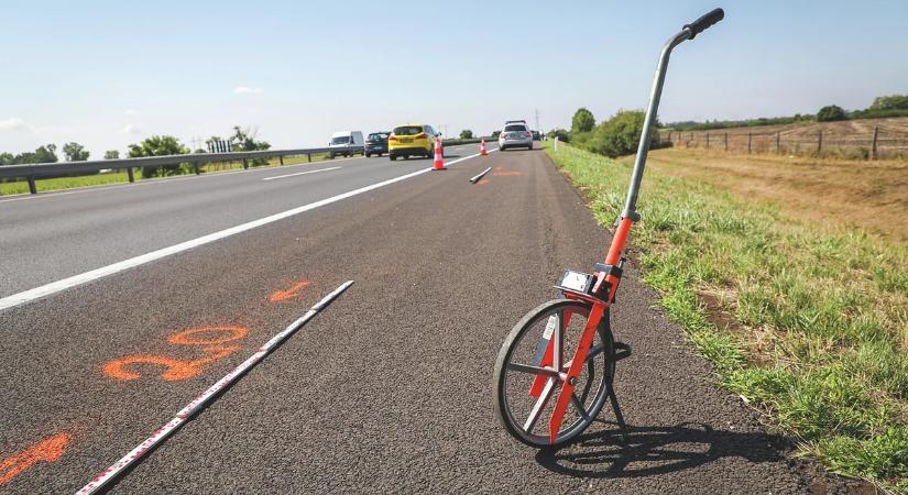 Ezért nem tud haladni az M3-ason: itt történt a baleset