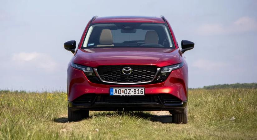 Megnőtt és hadat üzent a gomboknak az új Mazda CX-5