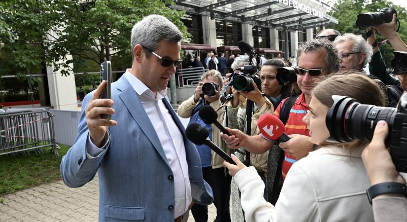 Takács Péter: Mindenki tudja rólam, hogy csóró vagyok, nincs otthon 8 milliárdom