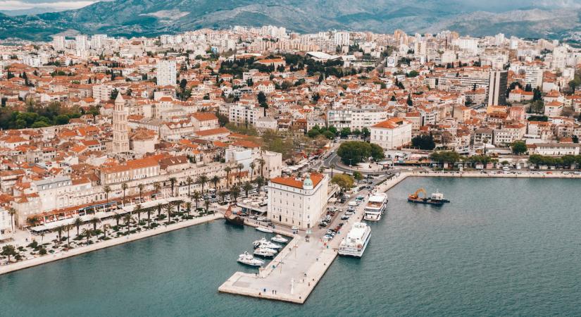 Két hajó ütközött össze Split közelében