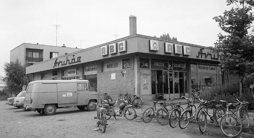 Ön vajon tudja, hogy minek a rövidítése az ABC? Hangulatos fotókon, hol vásároltunk egykor