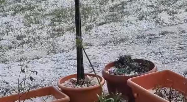 Emelték a riasztás szintjét, heves zivatarok csapnak le az ország déli részére - videó