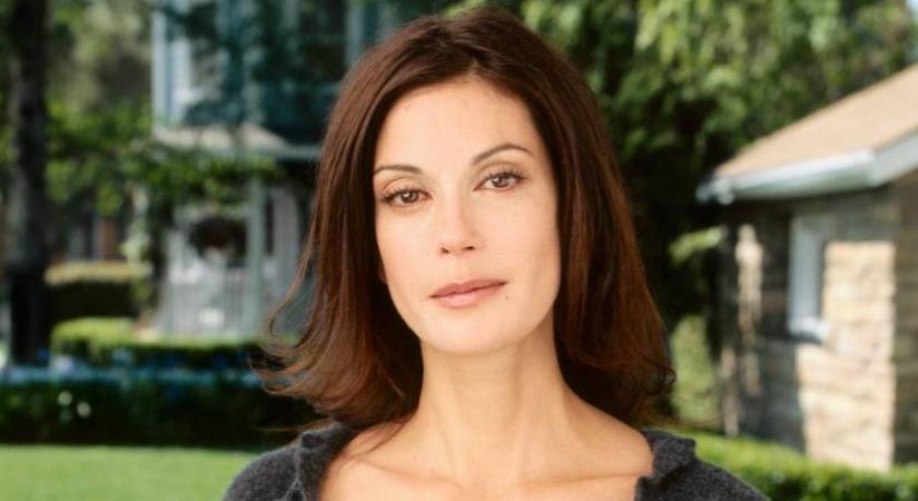 A Született Feleségek Susanjeként szépségideál lett: 61 évesen smink nélkül így néz ki Teri Hatcher