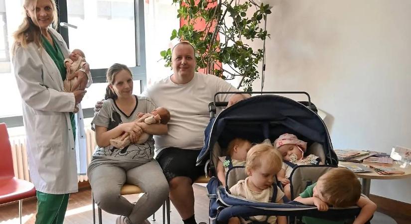 Ritka boldogság: egy nő harmadjára is ikreket szült